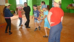 Игровой час «Давайте посмеемся, удаче улыбнемся»