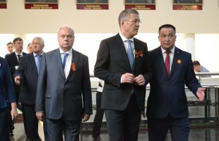 Врио Главы республики Радий Хабиров посетил Республиканский музей Боевой Славы