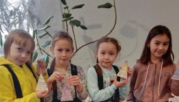 Мастер-класс по изготовлению новогодней игрушки «Сюрприз для для ёлочки»