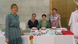 Мастер-класс по вышиванию марийских орнаментов.