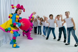 Игровая программа для детей «Детство–это радость».