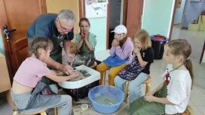 Мастер-класс на гончарном круге «Виноградная лоза»