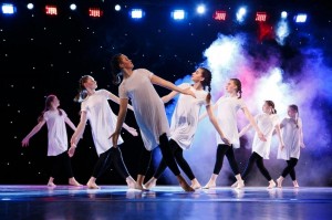 «Звёзды танцуют»