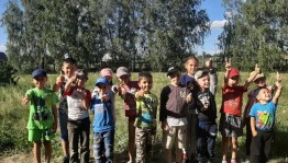 Развлекательная программа «Веселые ладошки»