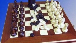 Настольные игры-шахматно-шашечный турнир