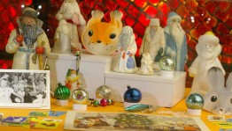 «Новогодняя игрушка — веселушка»