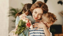 «Әсәләр нур сәсәләр»