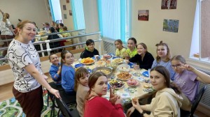 Познавательно - игровая программа «Правильно питаться - здоровым оставаться».