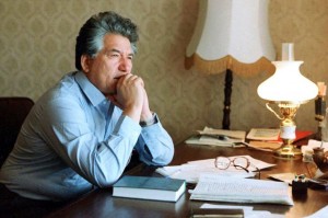 книжная выставка к 95-летию Ч. Айтматова «Человек – Вселенная»