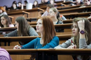 «В океане студенческой жизни»: информационно - игровой час