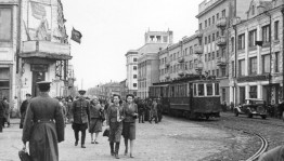 В Центре современного искусства «Облака» продолжает работу фотовыставка «Уфа. Ретро и перспективы»