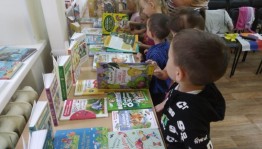 Урок-знание «Если книг читать не будешь, скоро грамоту забудешь»