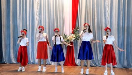 «Голоса Зари» отчетный концерт вокальных коллективов Дома культуры «Заря»