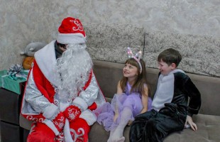 Караидельская модельная библиотека провела новогодние акции в поддержку населения