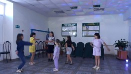 Танцевальная программа «Зажигай–ка».