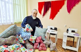 Подушки, чаи, браслеты: В библиотеках Башкортостана продолжается работа по поддержке СВО