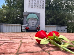 Акция «Возложение цветов» (День неизвестного солдата)
