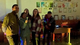 Вечер караоке «Поём любимые песни»