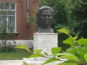 Информационный час «Могучая сила ее пера»