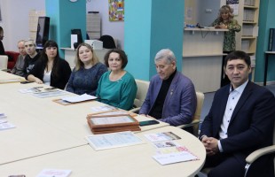 В Уфе состоялась презентация библиографического указателя литературы «Башкирский государственный театр кукол».