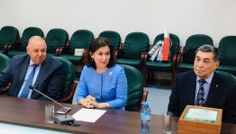 «Туғанлыҡ»: Республикаһының мәҙәниәт министры Әминә Шафиҡова менән осрашыу үтте