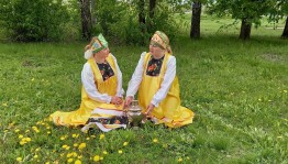 Информационно- познавательная программа «Троицкие забавы»