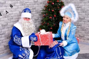 Новогодняя музыкальная программа «Вместе с Дедушкой Морозом»