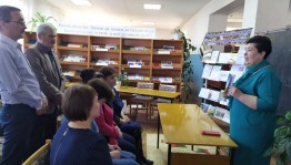 Презентация книги «Навеки в памяти моей».