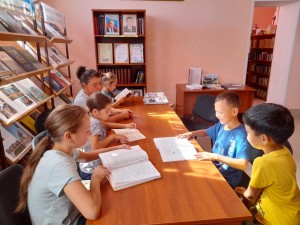 Час чтения «Подружись с хорошей книгой»