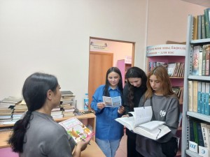 Много профессий хороших и разных