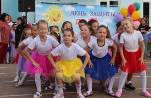 Интерактивная программа «Пусть детство звонкое смеется!»