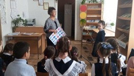 Познавательно – игровая программа «Знай правила движения, как таблицу умножения»