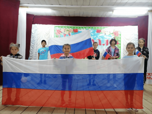 Патриотический час «Российский флаг — державы символ»