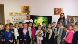 Книжная выставка «Ласковый ветер детства»