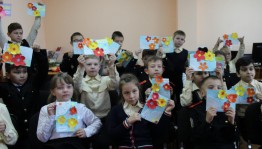 «Материнское сердце согрето любовью»