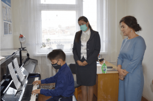 Амина Шафикова приняла участие в открытии обновлённого сельского Дома культуры в селе Урмиязы Аскинского района