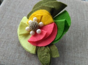 Мастер - класс «Брошь для мамы»