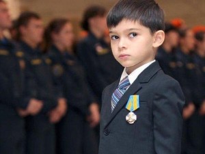 Праздничный концерт «Мир у нас – у вас незримый бой…»