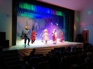 В Сибайском башкирском драмтеатре представили сказку «Новогодние приключения в лесу»