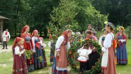 «Троицкие забавы», посвященная празднику Святой Троицы