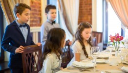 Познавательная программа «В гостях у этикета»