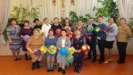 Акция–поздравление«Славим мы величие учителя»