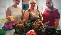 Выставка «Букеты для учителей»