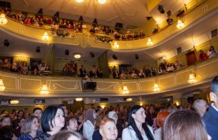 106-й сезон Башдрамтеатра открывается трагедией Мустая Карима «В ночь лунного затмения»