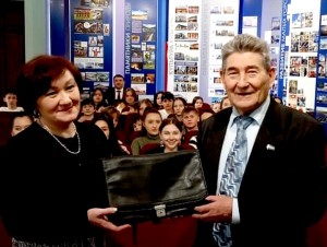 Марсель Салимов передал в Национальный музей подарок первого президента республики