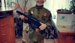 «Этих дней не смолкнет слава»