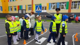 Познавательная программа «Маленьким о ПДД»