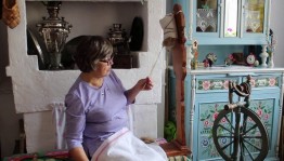 Мастер класс по прядению шерсти