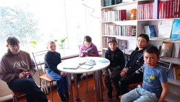 Познавательный час «Россия единством крепка»