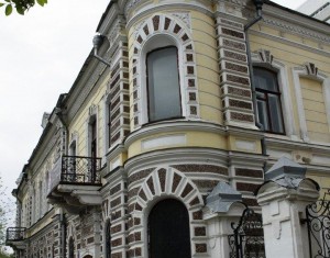 Музыкальная гостиная «В мире музыкальных инструментов Линара Хуан (флейта)»